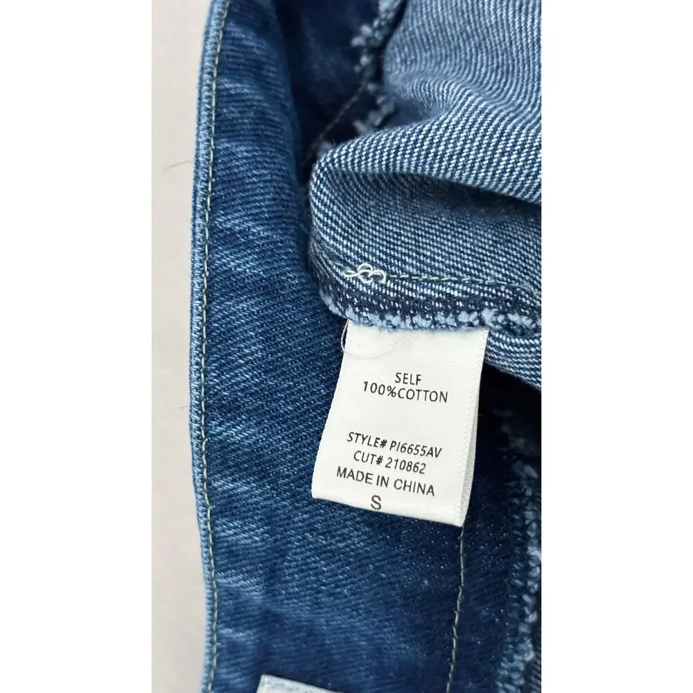 Avara Medium Wash Denim Tailored High Rise Shorts Womens Size Small New